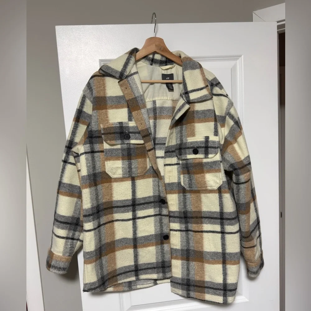 H&M Large Men’s Cream and Gray Checkered Jacket - Picture 1 of 3